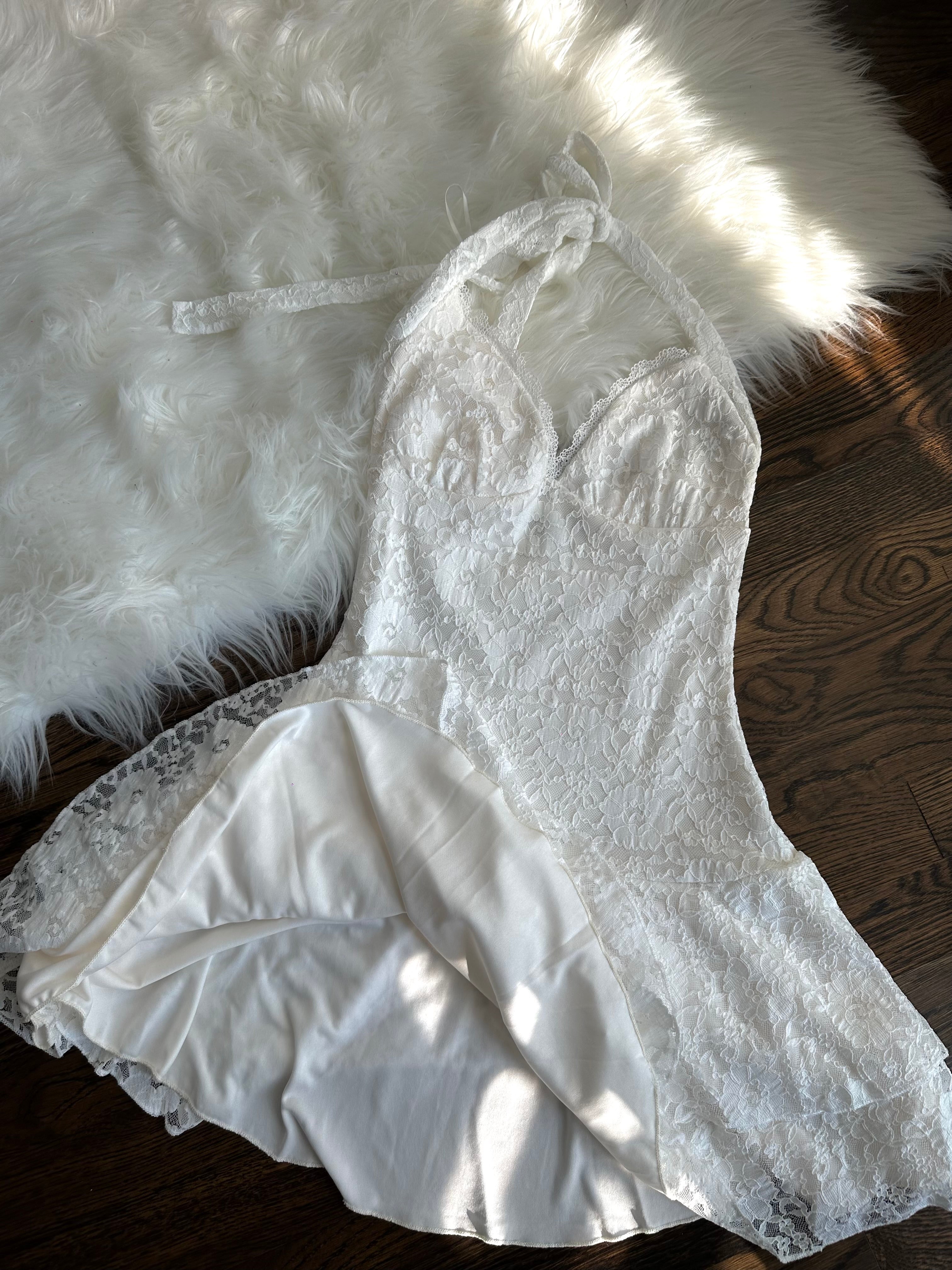 Swan Dress (white)